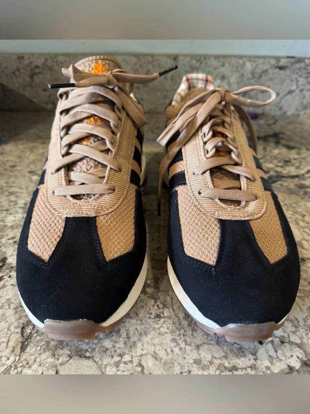 Adidas Originals RETROPY E5 Men’s Size 12 Black Tan Orange Running Shoes EUC